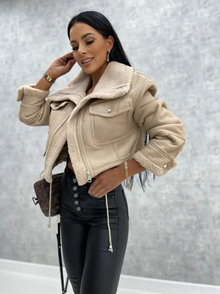 Calvin Coat | Look warm & fashionable this winter