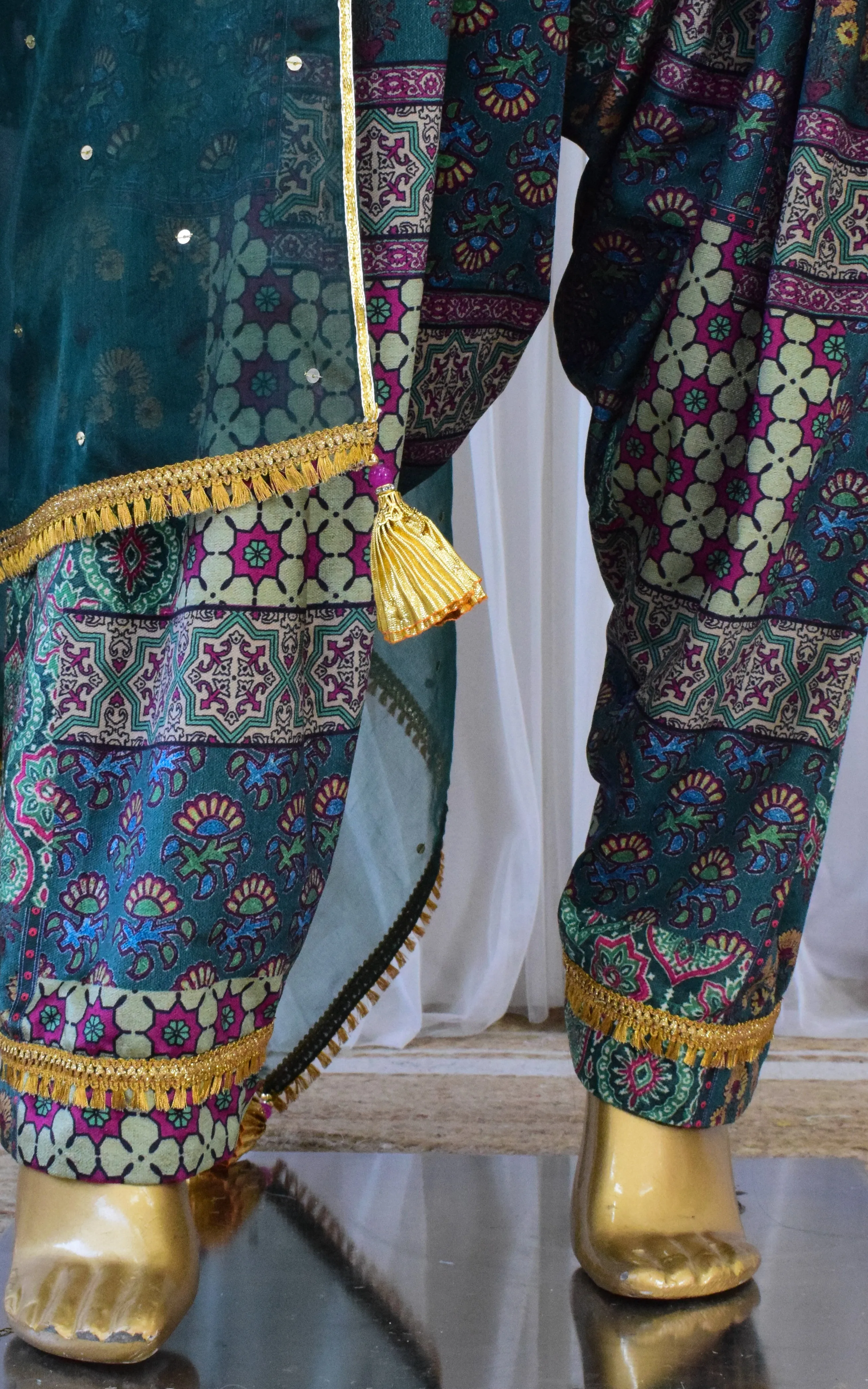 Emerald Green Printed Velvet Suit with Sequin Organza Dupatta