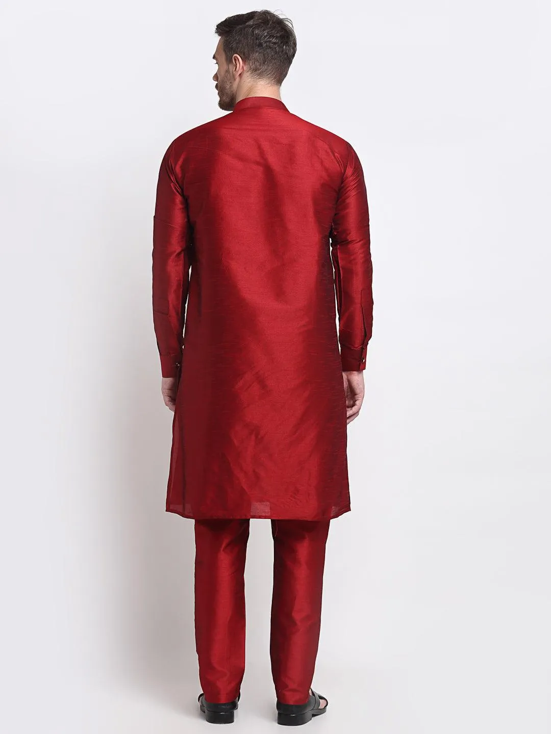 Men's Maroon Solid Kurta With Churidaar Pyjama - Benstoke