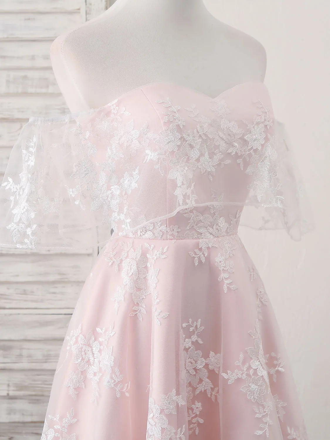 Pink Tulle Sweetheart Lace Short Prom Dress Pink Homecoming Dress
