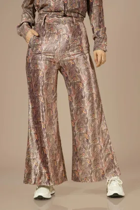 Seamless Paisley Printed Velvet Bottom Wear For Women