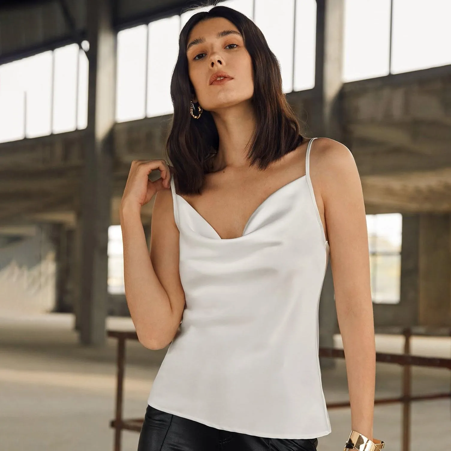 Sexy Swing Collar Silk Camisole 22 MM  Silk Tank Top Sleeveless Silk Vest